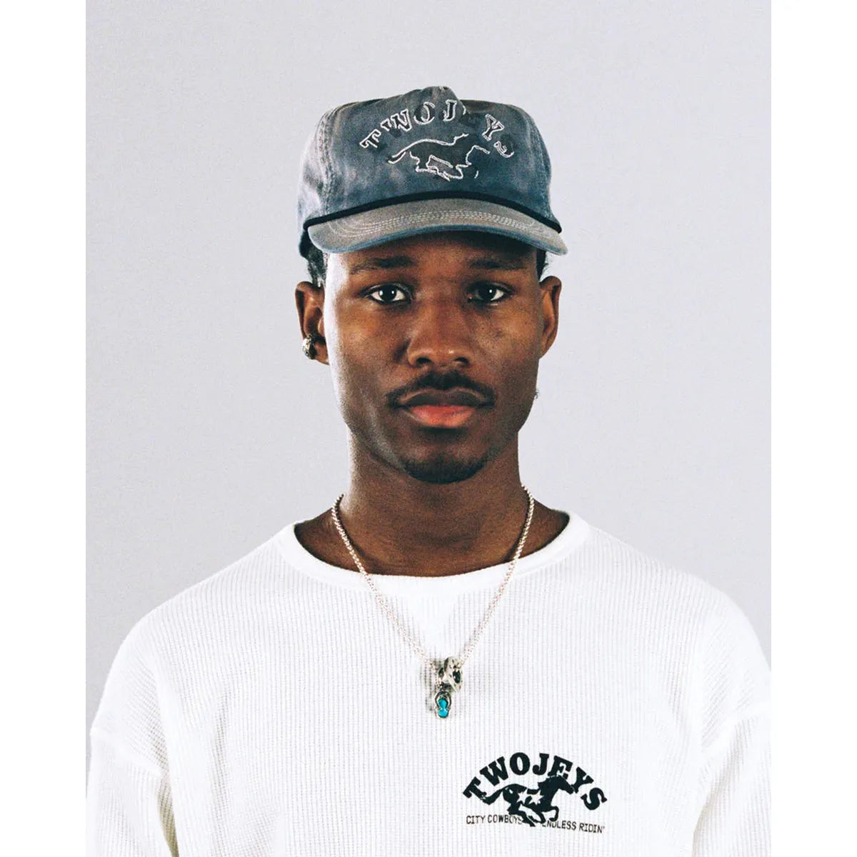 Twojeys Black Wild Horse Cap