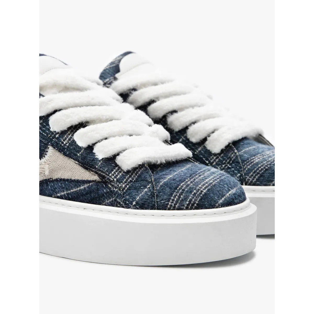Reternity Blue Flannel Le Promeneur Sneakers