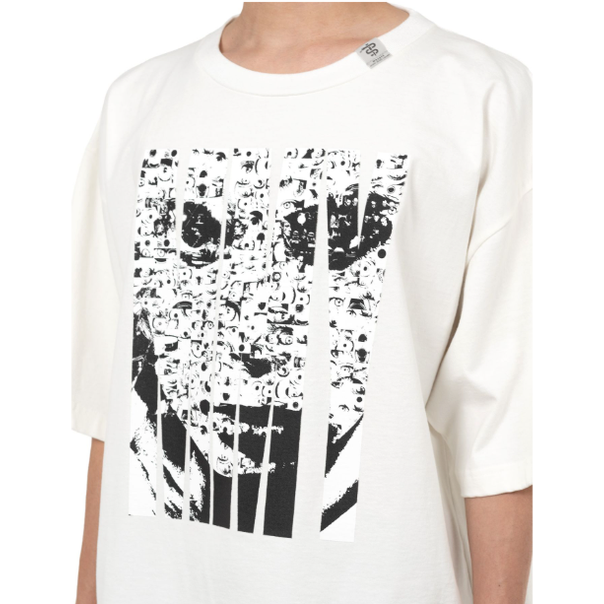 "Maison Mihara x MASSES" Face Print White T-shirt