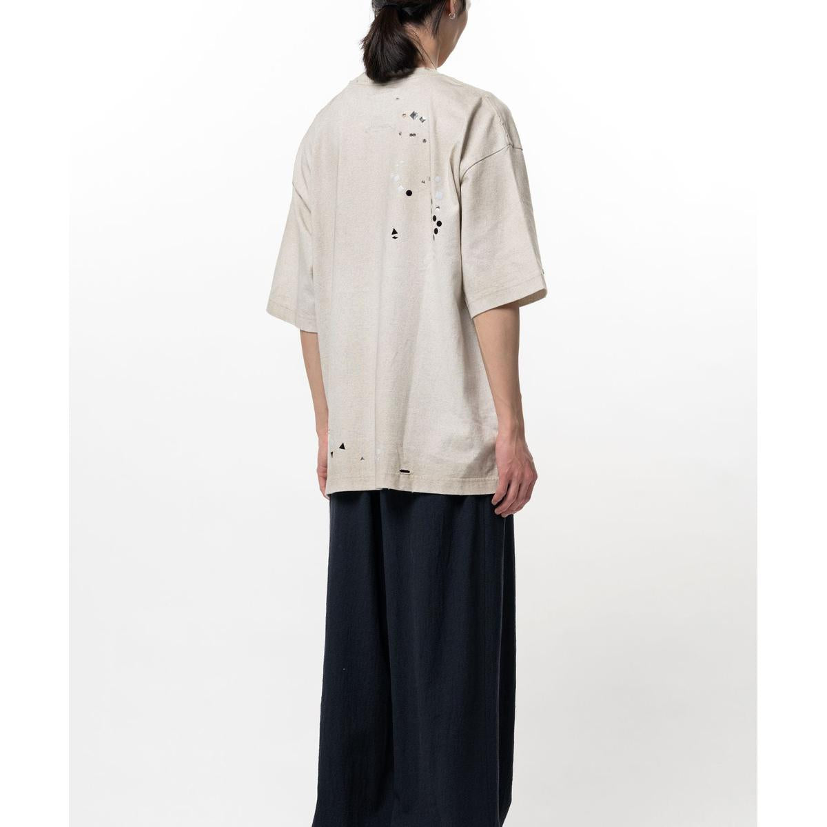 Maison Mihara Embellished Sticker Beige T-shirt