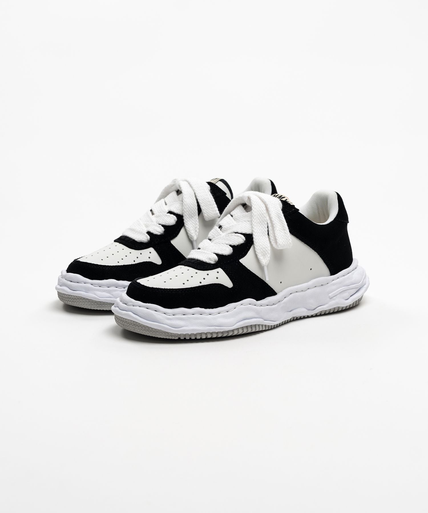 Maison Mihara Yasuhiro "WAYNE" OG Sole Suede Low-top Sneakers
