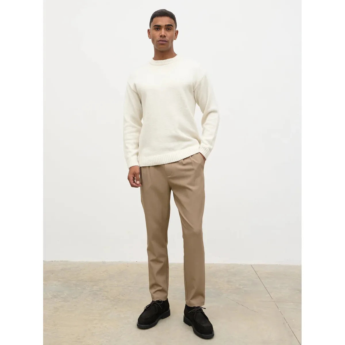 NOBL Axton Tailored Trousers Beige