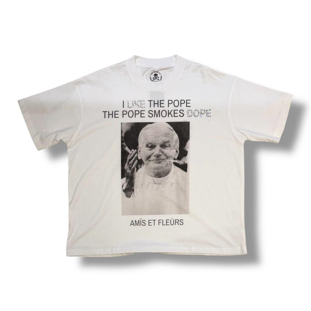 AMIS ET FLEURS The Pope Smokes T-Shirt