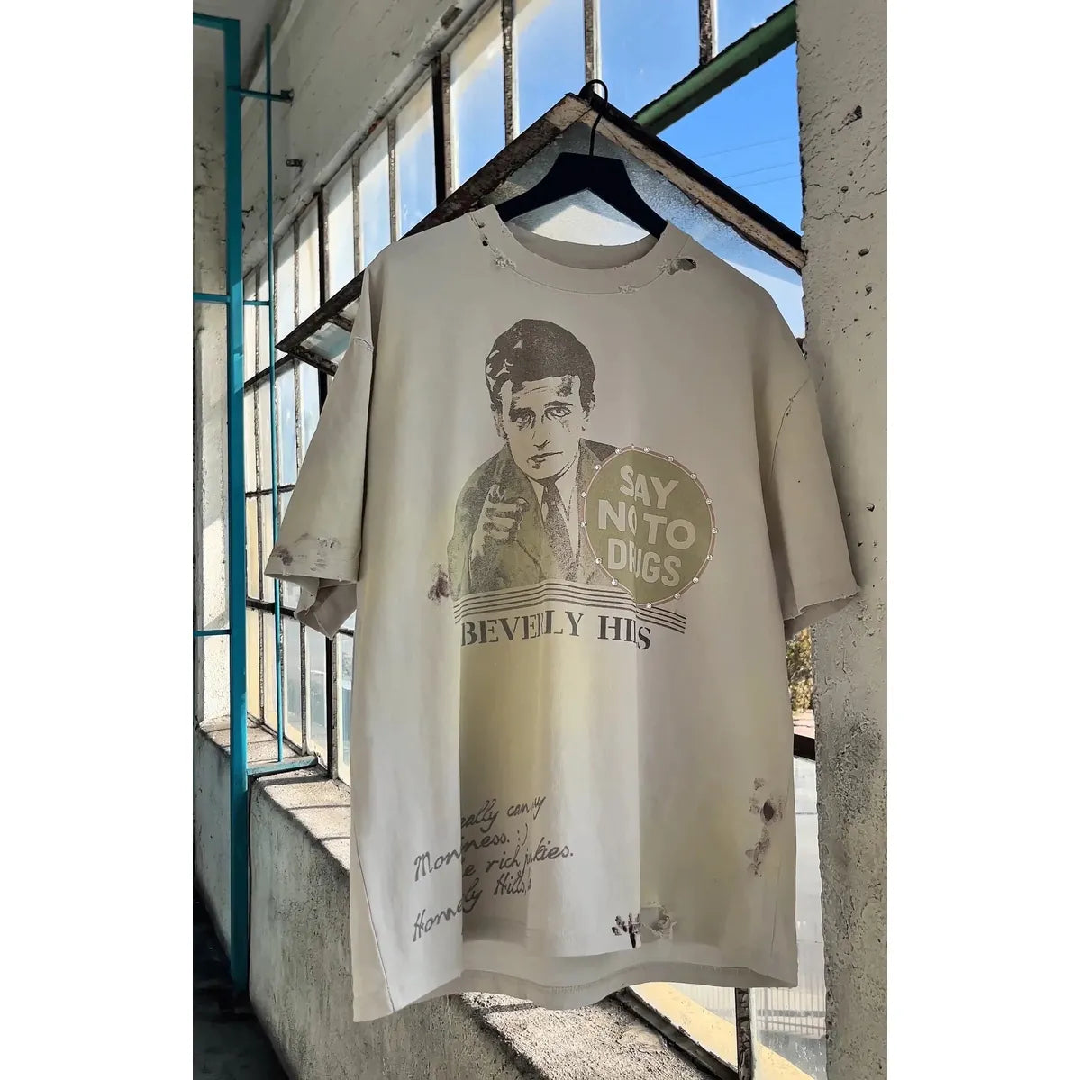 Amis Et Fleurs Rich Junkies T-Shirt