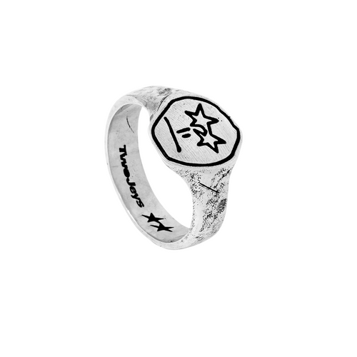 Twojeys Starry Eyed Ring