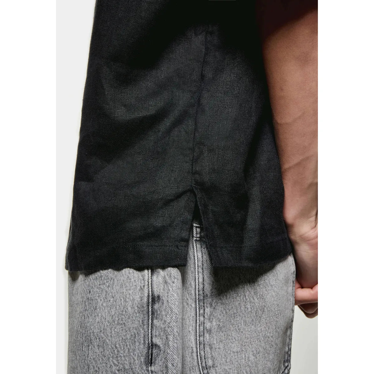 MKI BLACK LINEN VACATION SHIRT