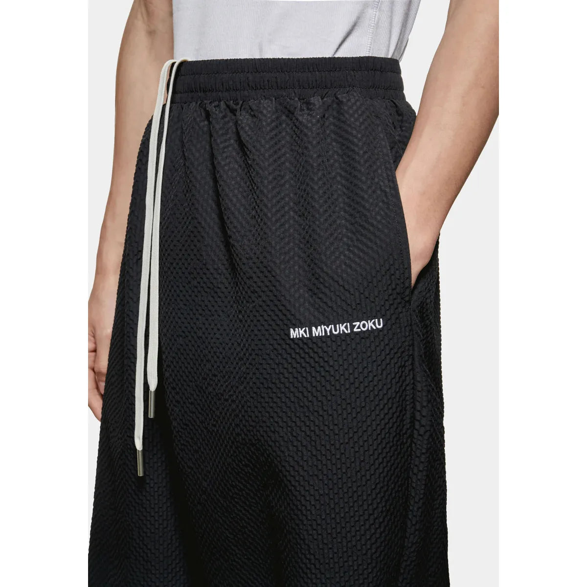 MKI BLACK SEERSUCKER WIDE LEG TROUSERS