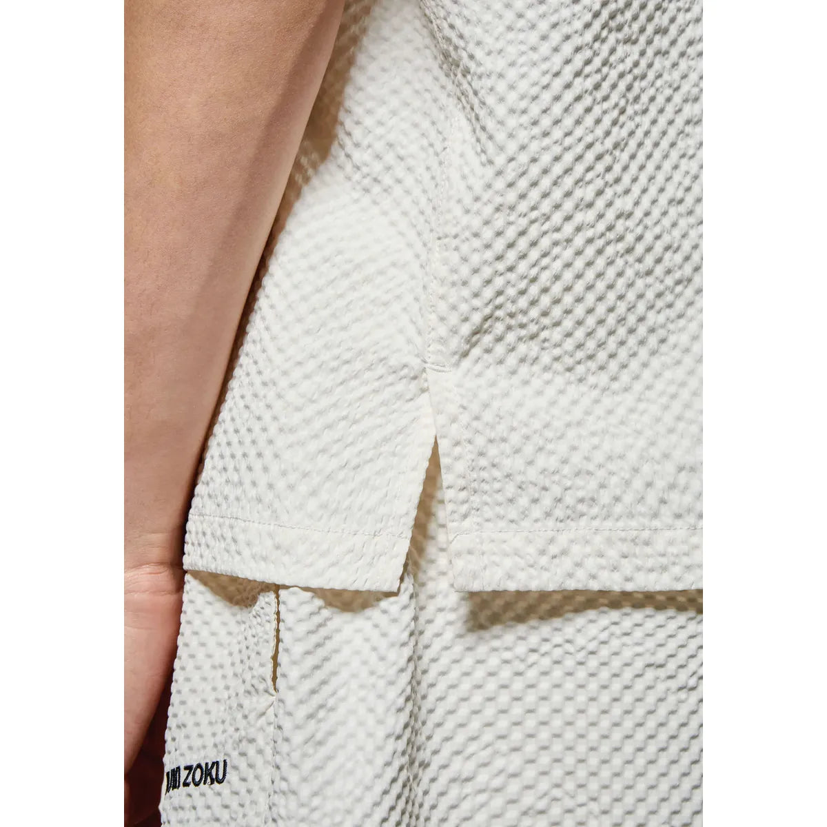 MKI BONE SEERSUCKER VACATION SHIRT