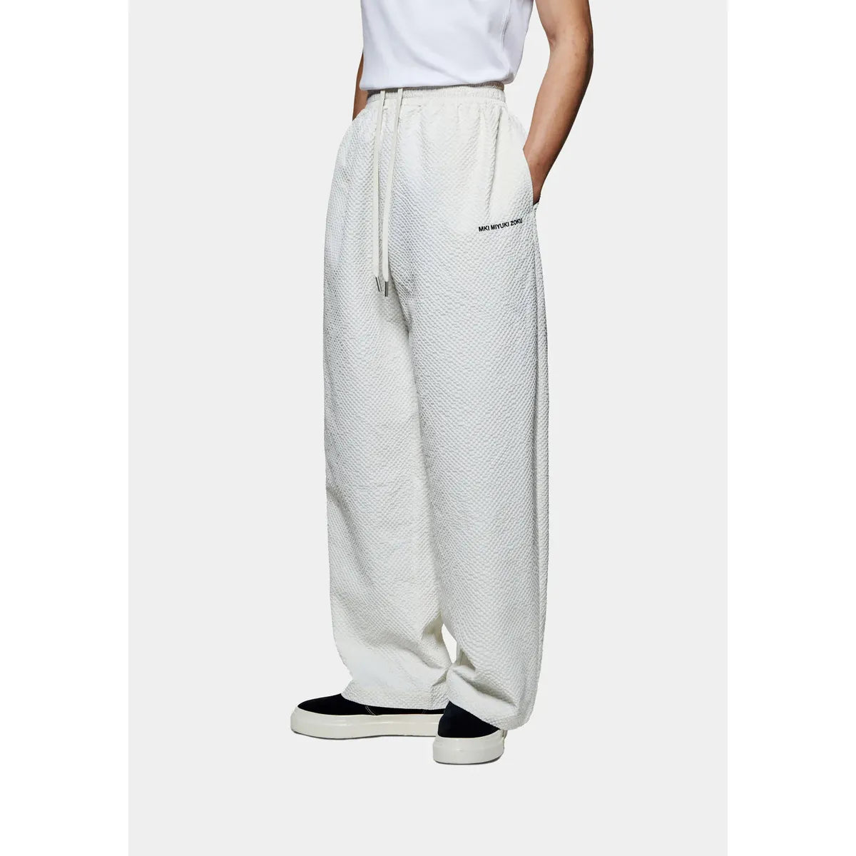 MKI BONE SEERSUCKER WIDE LEG TROUSERS