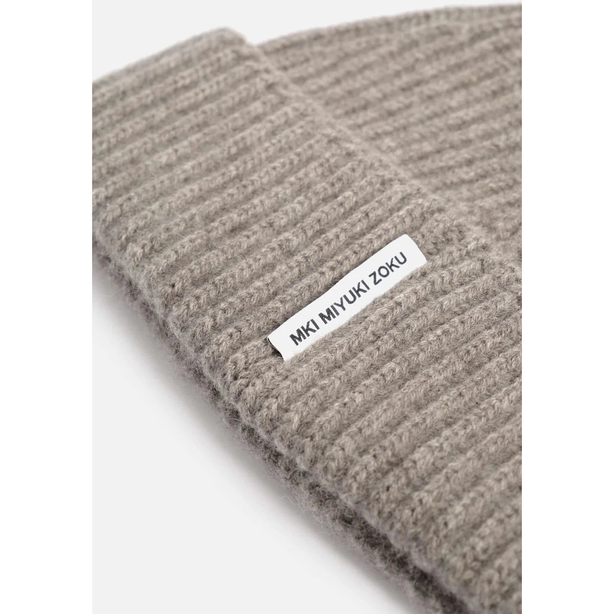 MKI CASHMERE RIBBED BEANIE