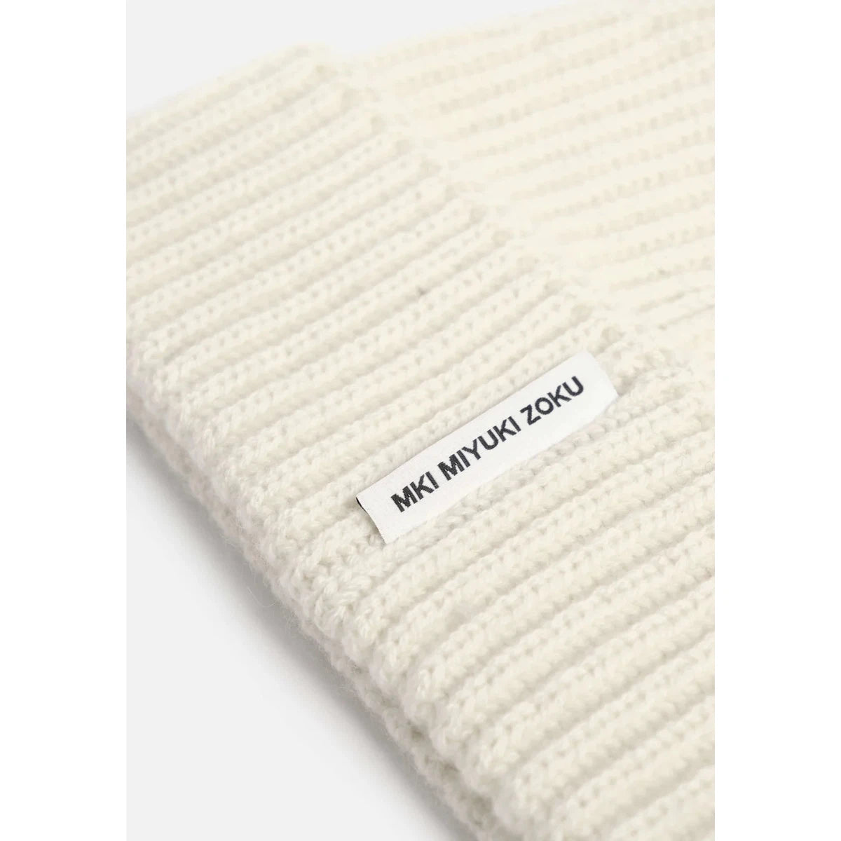 MKI CASHMERE RIBBED BEANIE