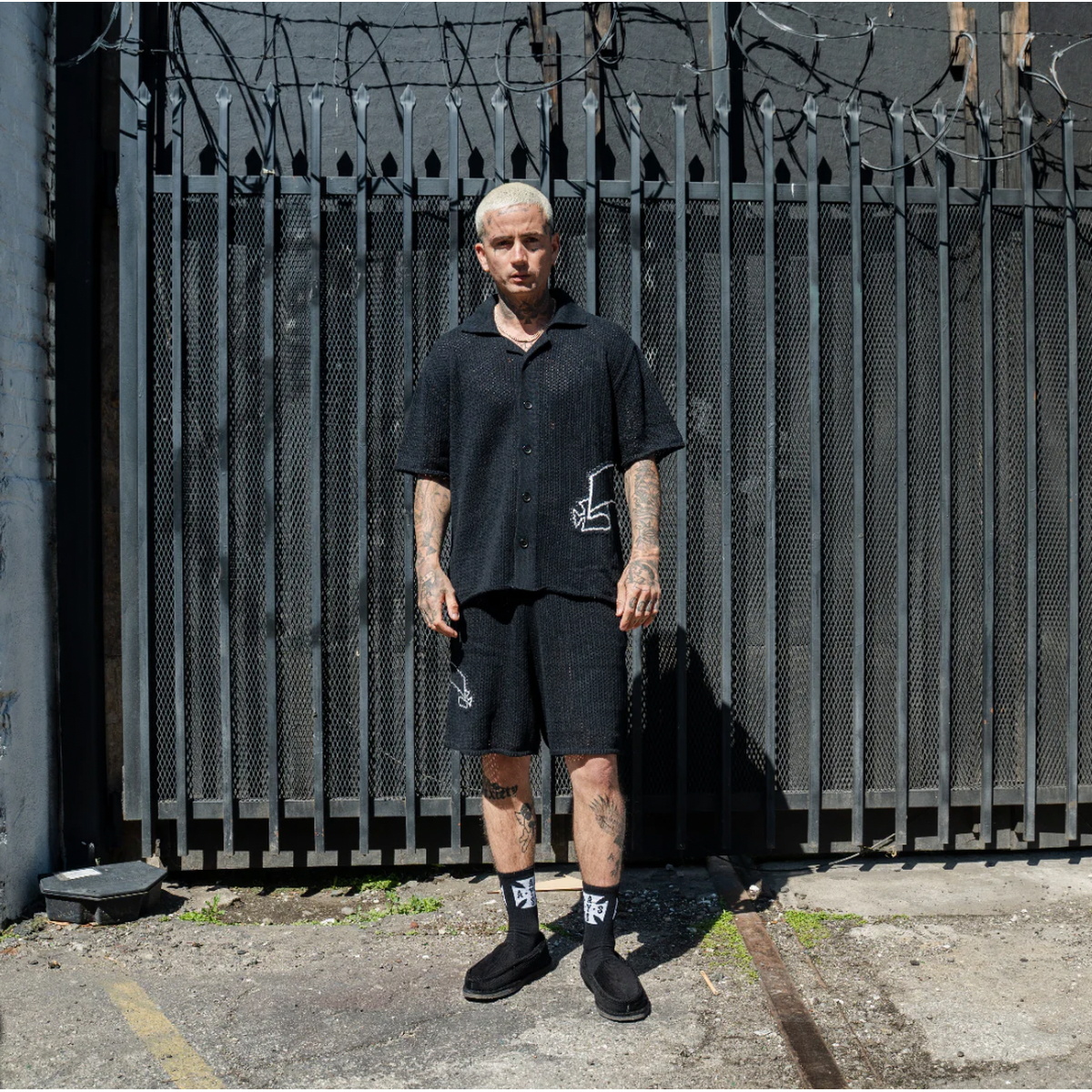 ASKYURSELF - BANNED CROCHET KNIT SHORTS