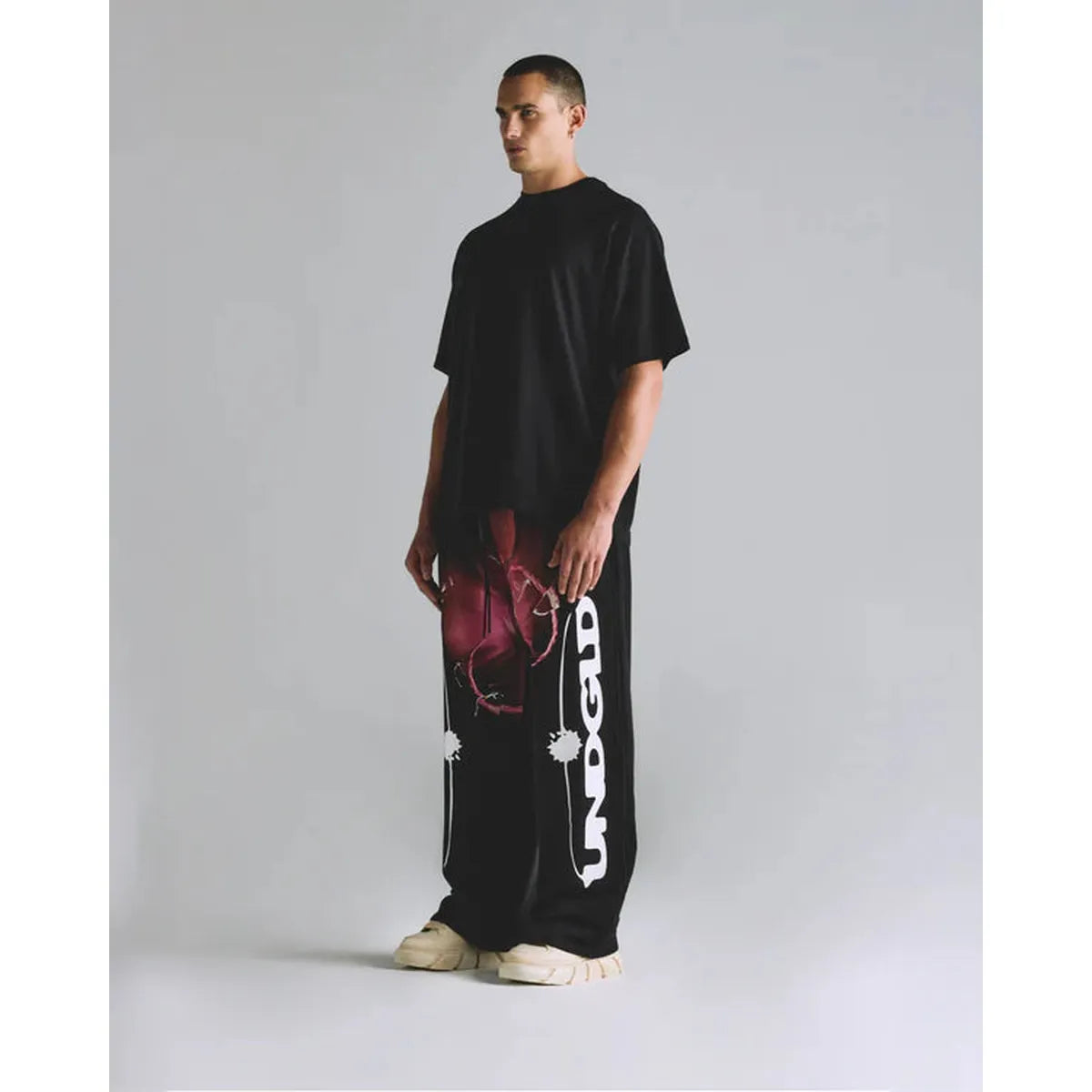 Undergold Basics Peached Undgld Black T-shirt