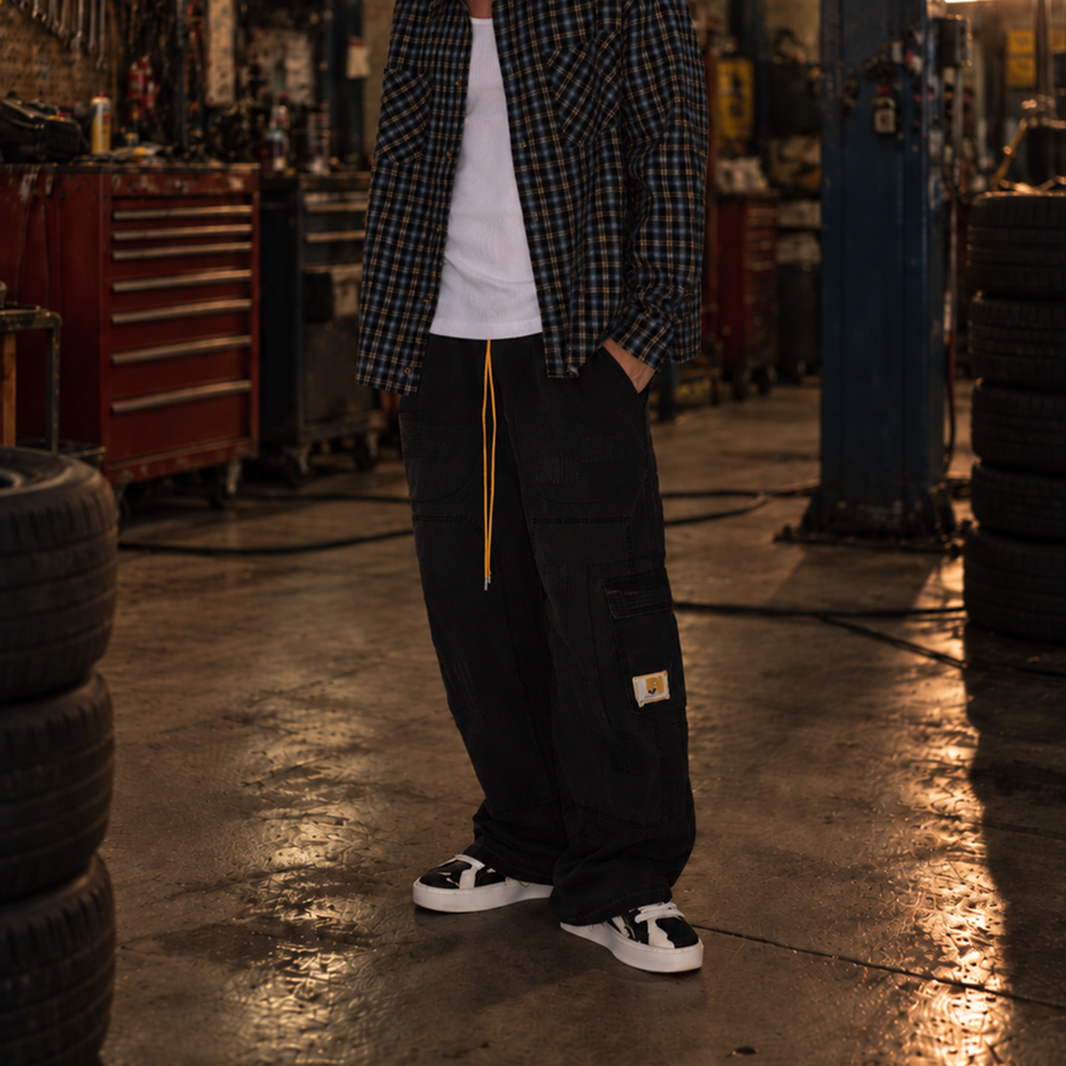 Diet Starts Monday Repair Cargo Pants Black – Mr.Something campaign
