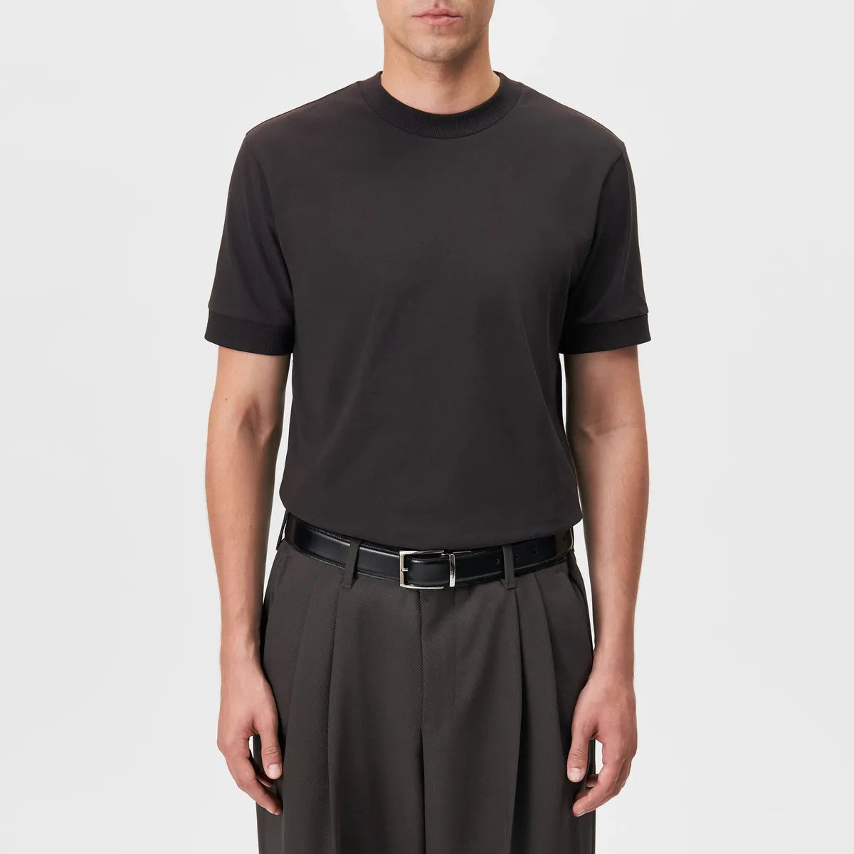 Drykorn Anton Fitted T-Shirt in Brown