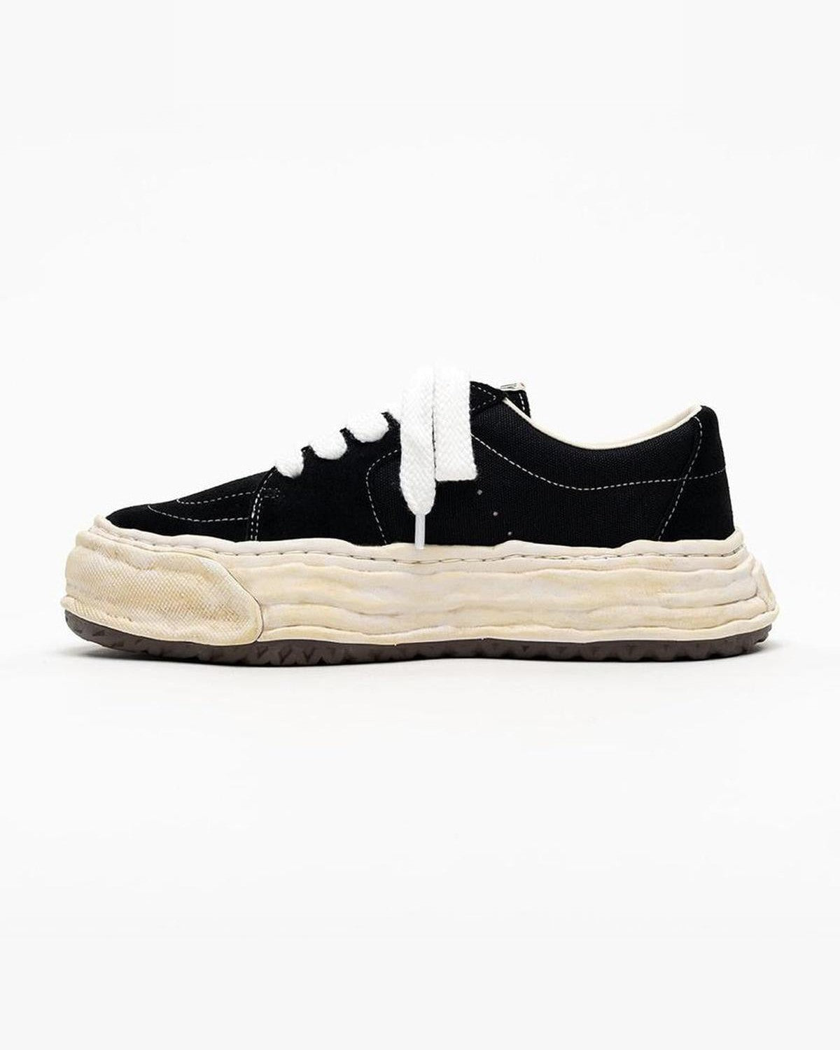 Maison Mihara Yasuhiro Eric OG Sole Sneakers in Black