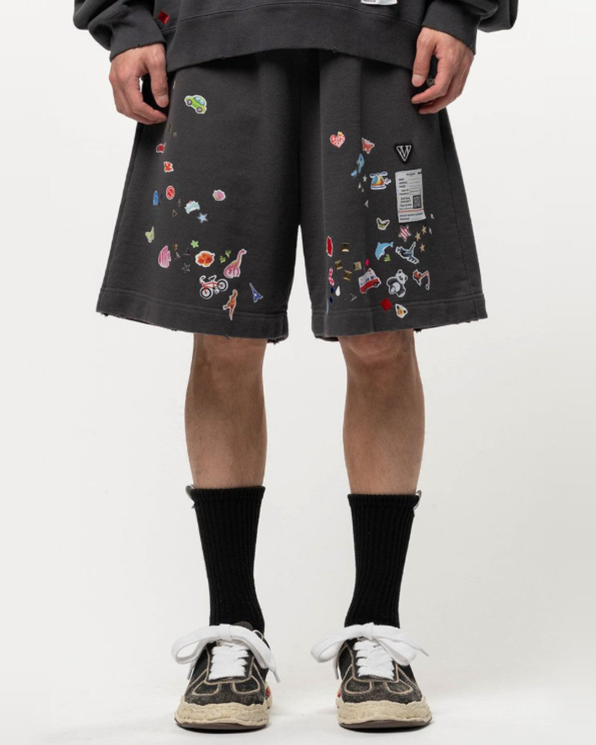 Maison Mihara Yasuhiro Kids Sticker Sweat Shorts in Black