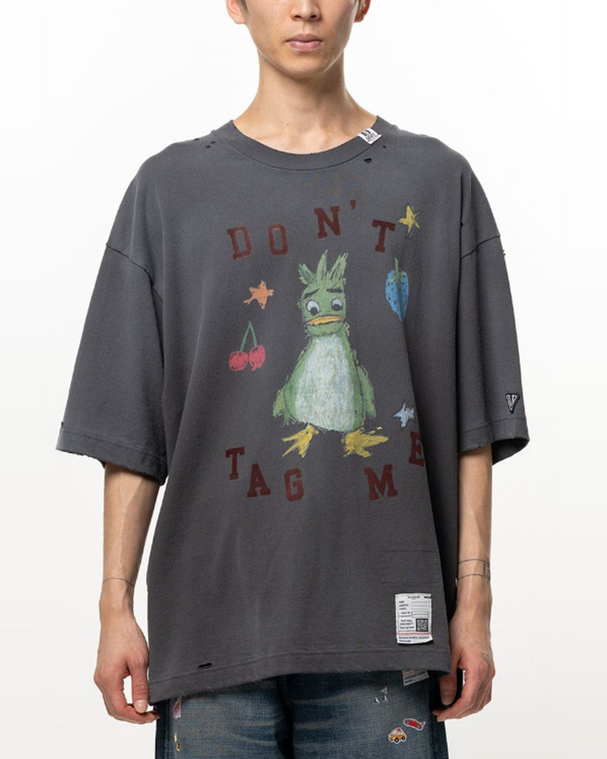 Maison Mihara Yasuhiro Leon Doodle T-Shirt in Black