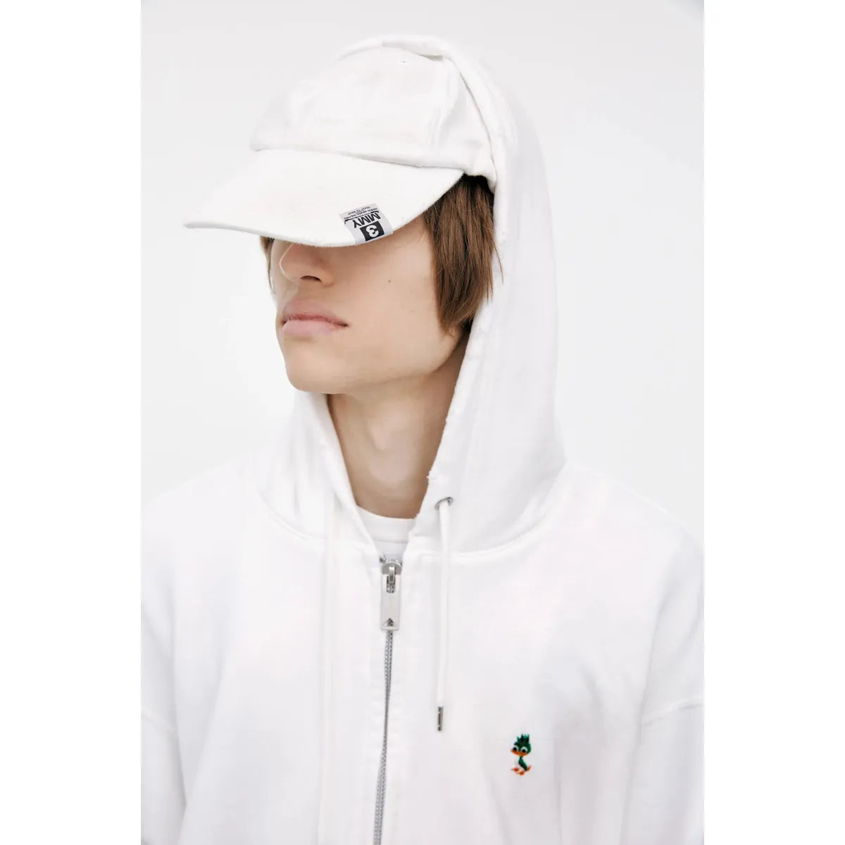 Maison Mihara Yasuhiro White zippered hoodie