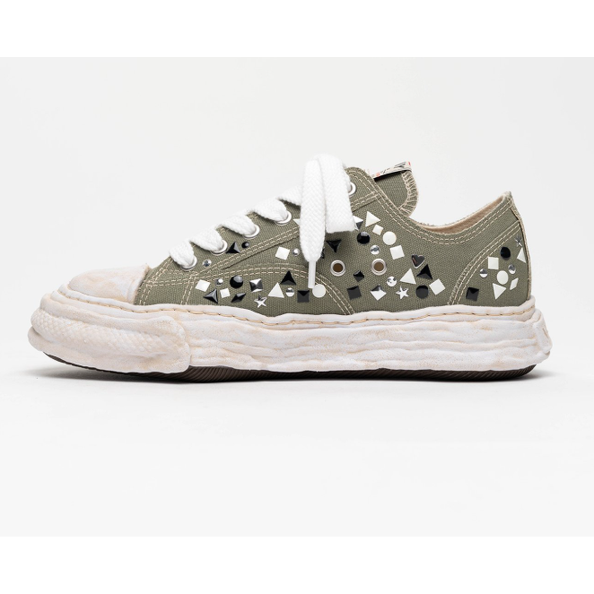 Maison Mihara Yasuhiro "PETERSON23" Green Embellished Canvas Sneaker