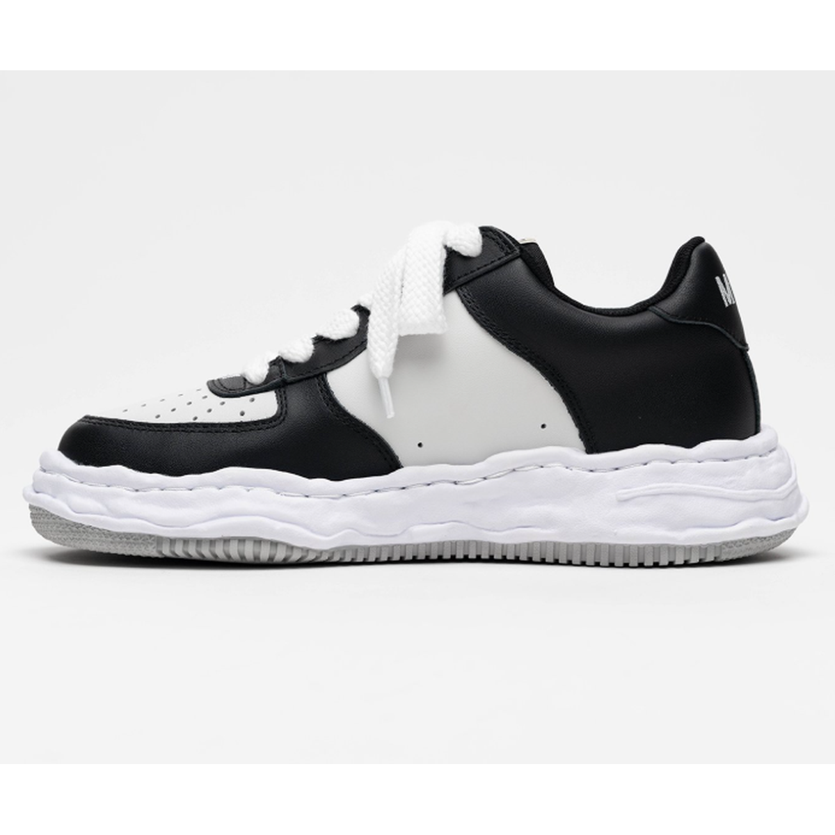 Maison Mihara Yasuhiro "WAYNE" White/Black Leather Sneaker