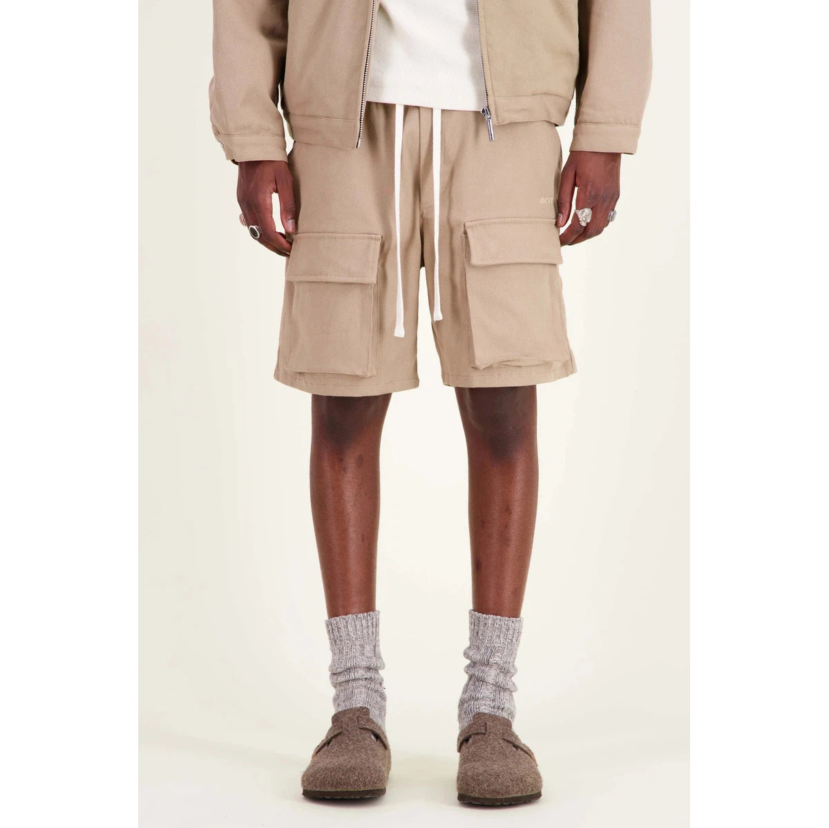 Mouty Beige Cargo Shorts Pants