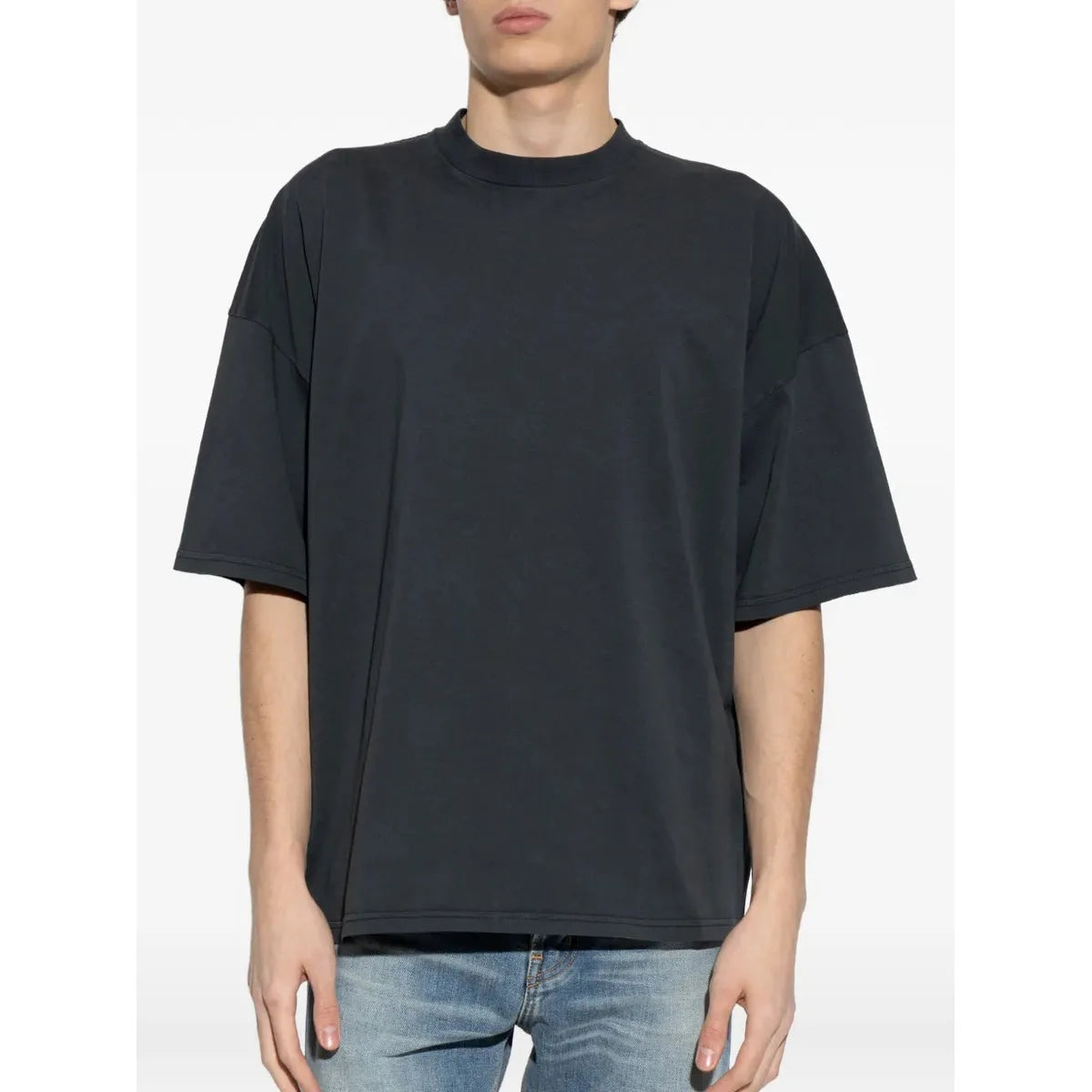 Haikure Virgil T-Shirt in Carbon