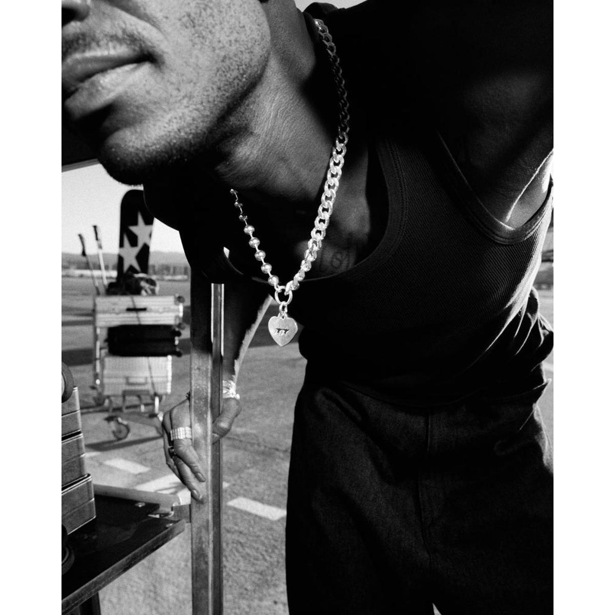 Twojeys Icon Heart Necklace