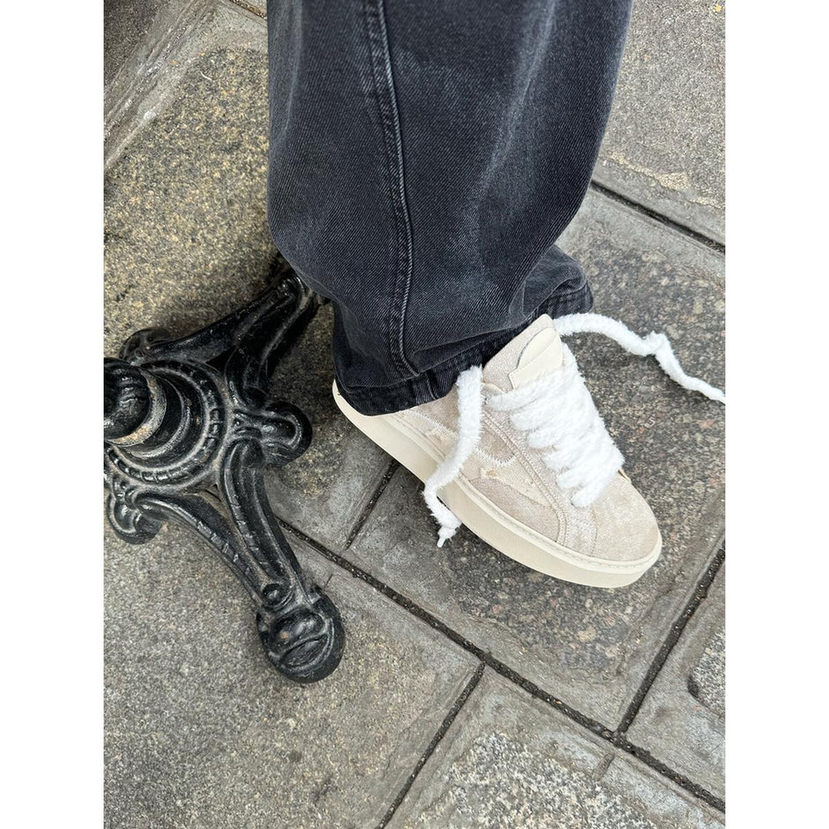 RETERNITY LE PROMENEUR - WASHED CREAM SNEAKERS