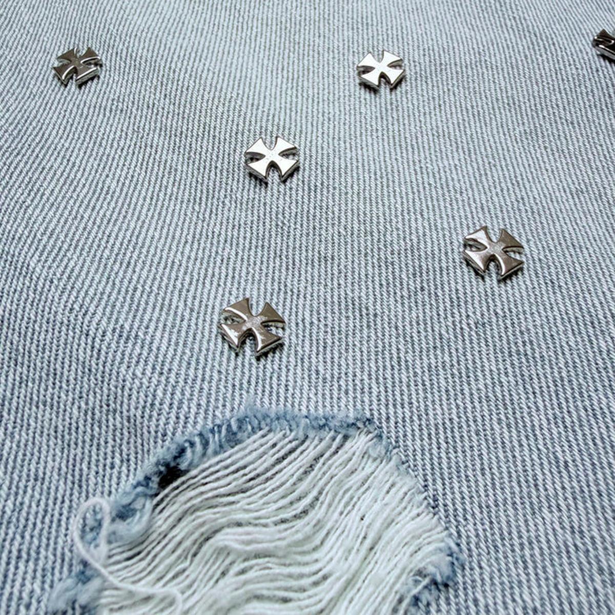 ASKYURSELF Cross Pin Baggy Jeans Shorts in Washed Blue