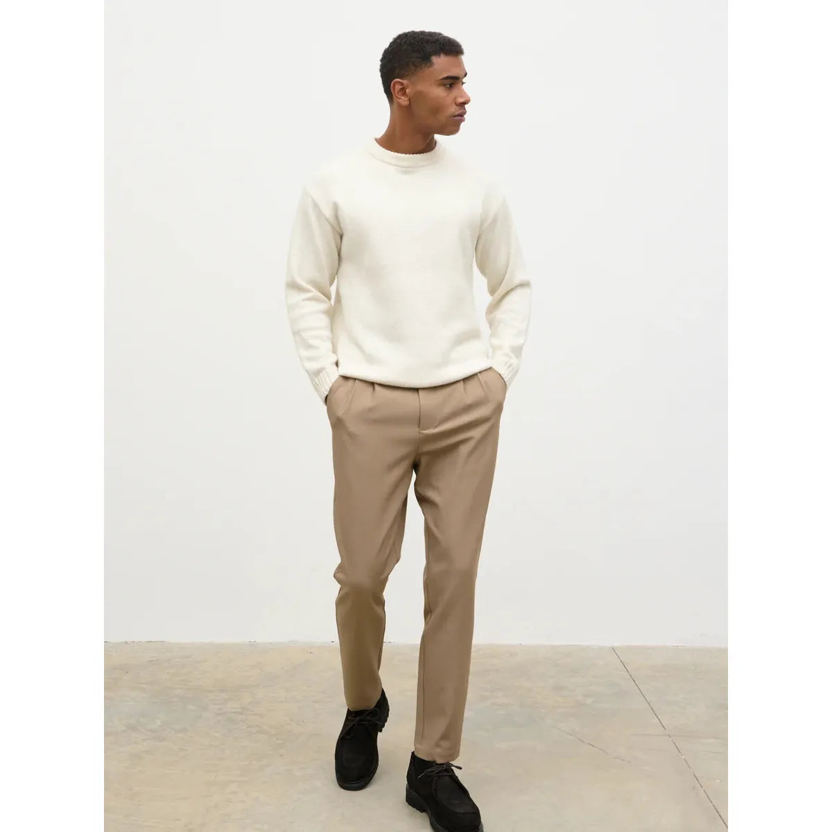 NOBL Axton Tailored Trousers Beige