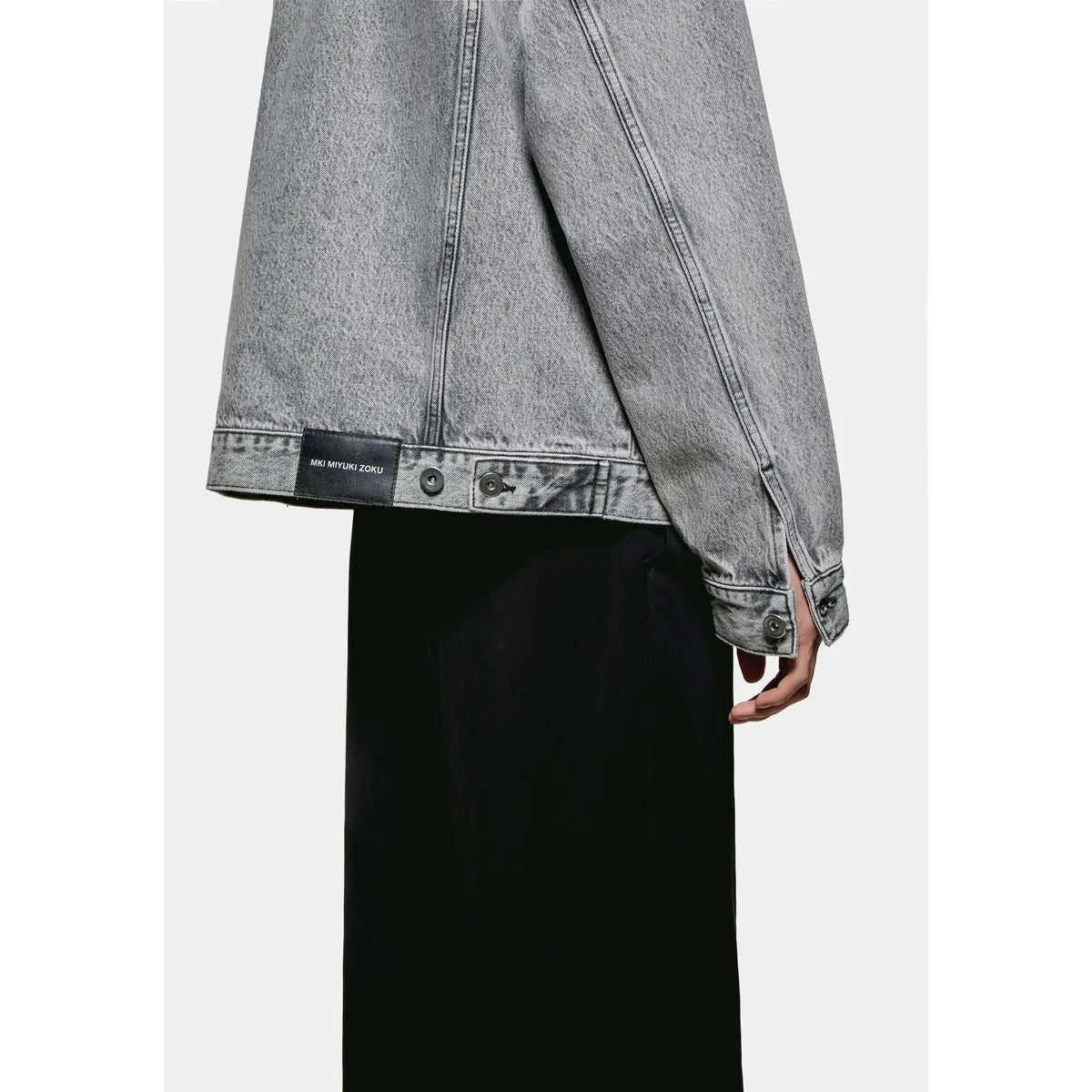 MKI DENIM BOX OVERSHIRT