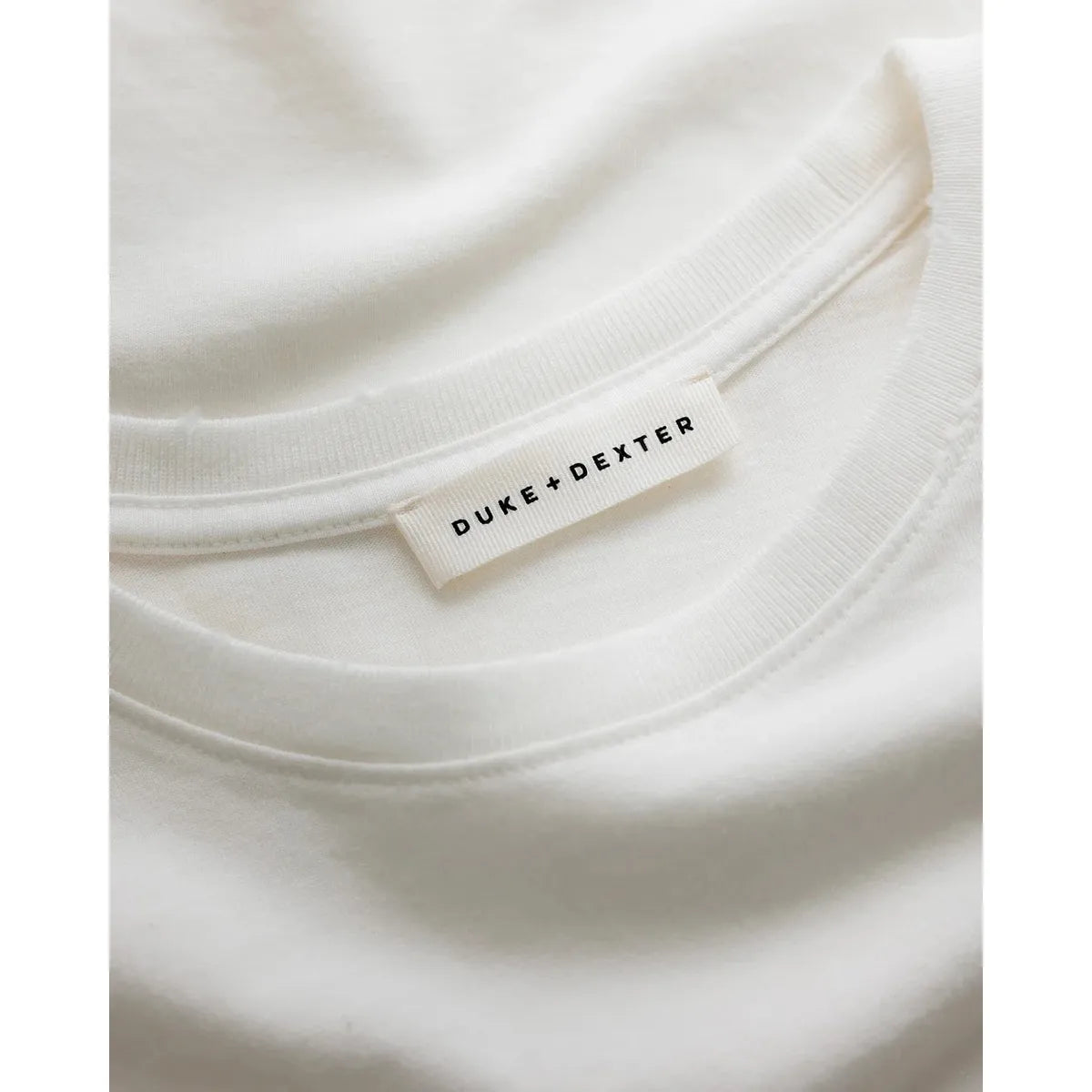 Duke + Dexter DR4 Eat Dirt Smoke White Pocket T-Shirt