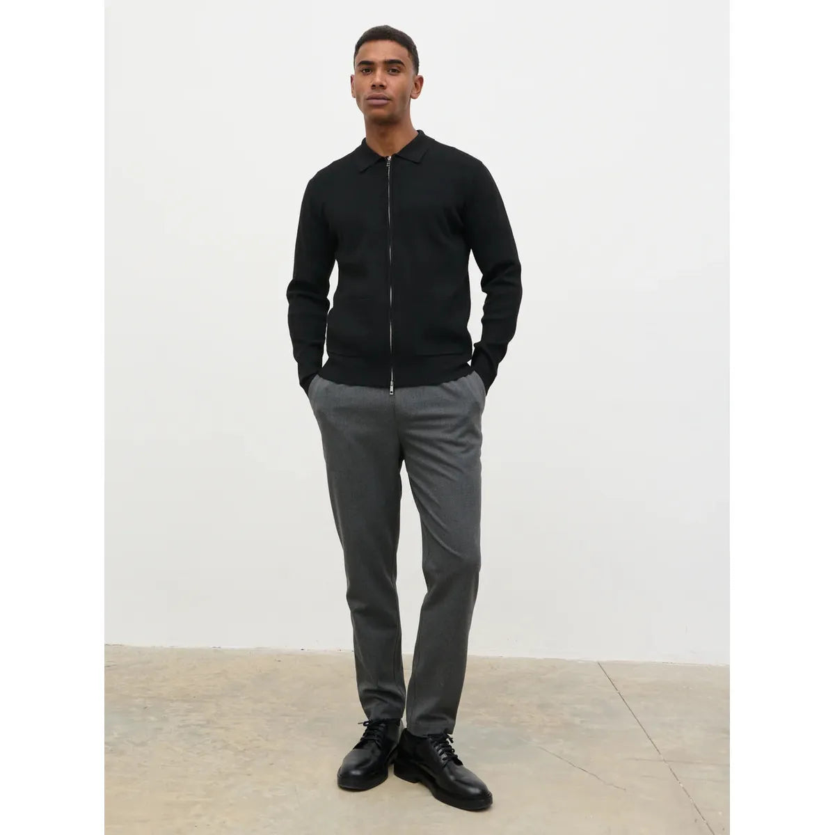 NOBL Guy Collar Zip Knit Jacket