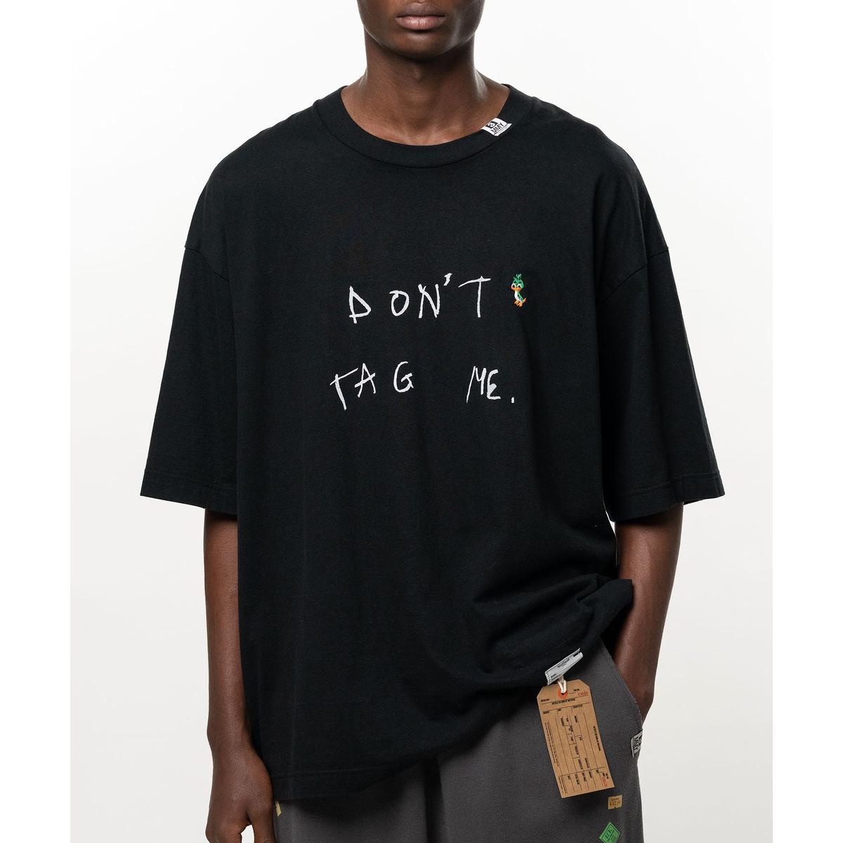 Maison Mihara Don't Tag Me. Printed Black T-shirt