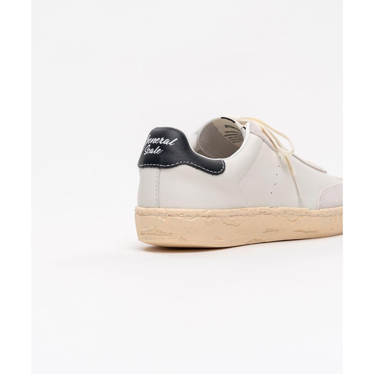 Maison Mihara Yasuhiro "FRANCIS" PAST Sole Mixed Material Low-Top Sneakers in White