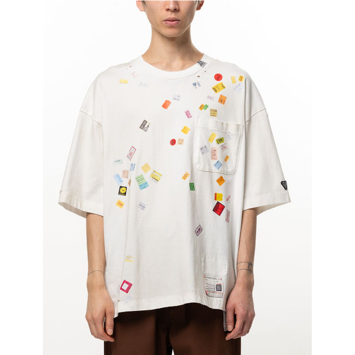 Maison Mihara Price Tag Sticker Printed T-Shirt in White