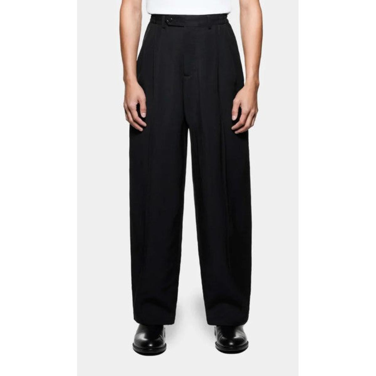 MKI Pleated Suit Pants in Black