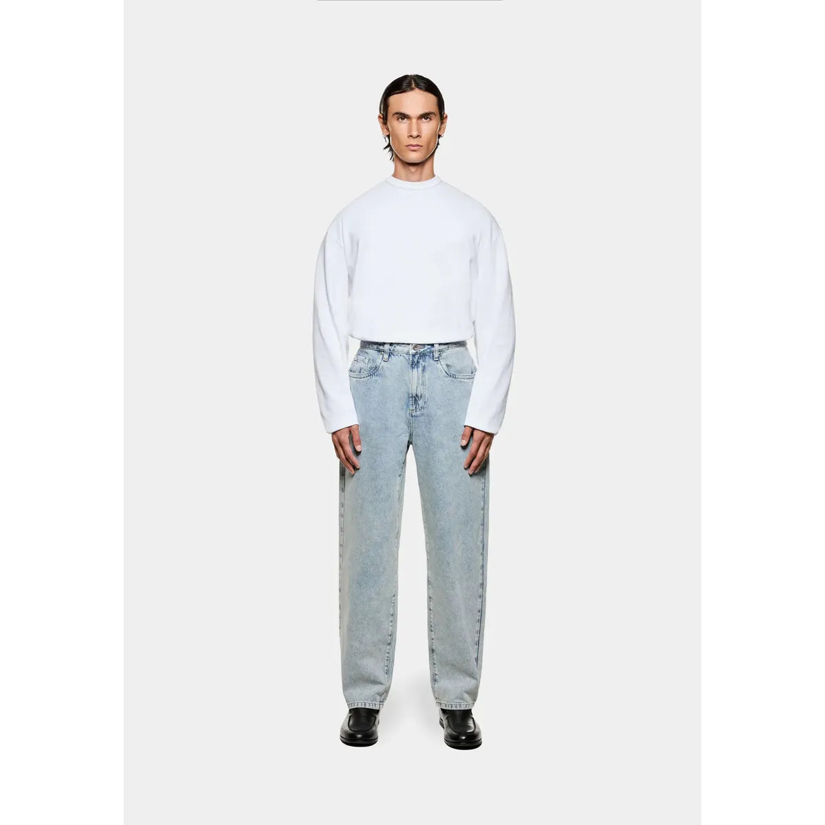 MKI DENIM CLASSIC BLEACH WASH JEAN