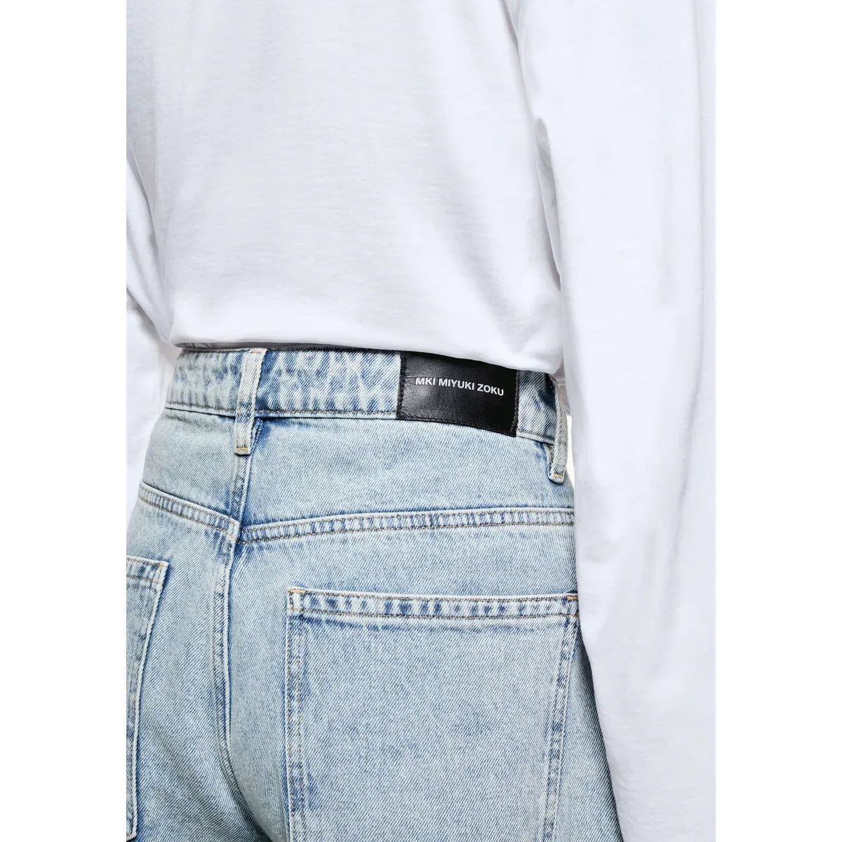 MKI DENIM CLASSIC BLEACH WASH JEAN