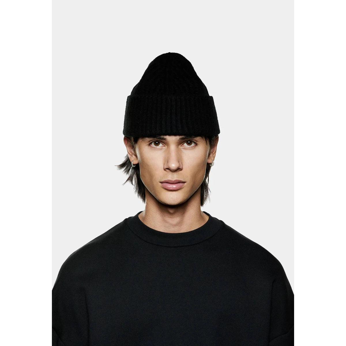 MKI CASHMERE RIBBED BEANIE