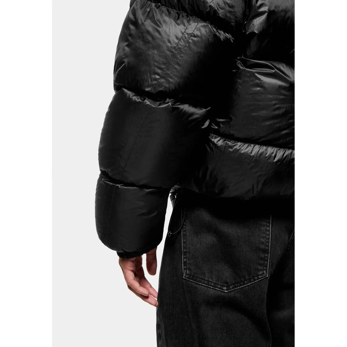 MKI TRANSLUCENT HOODED BUBBLE BLACK JACKET