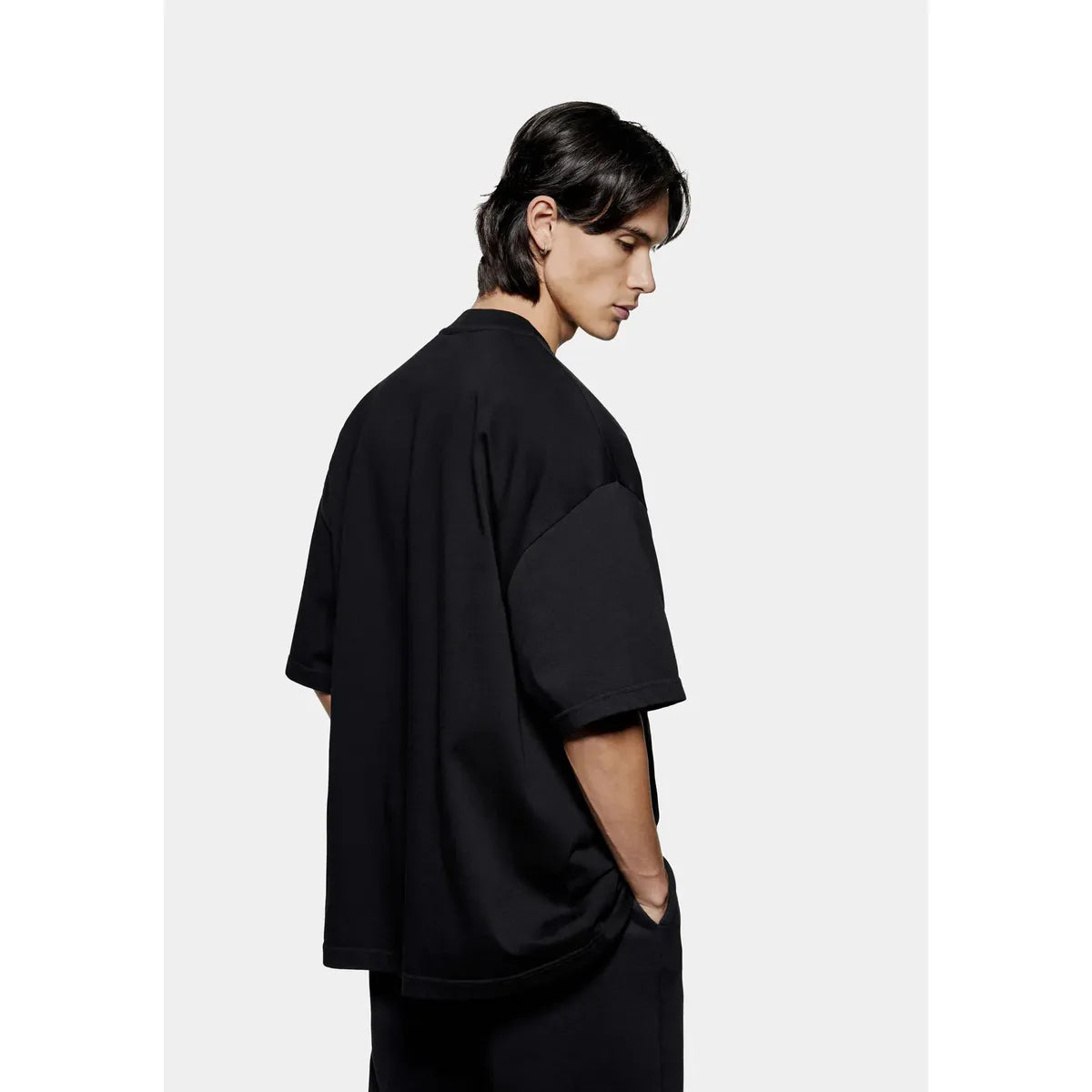 MKI BLACK UNIFORM T-SHIRT