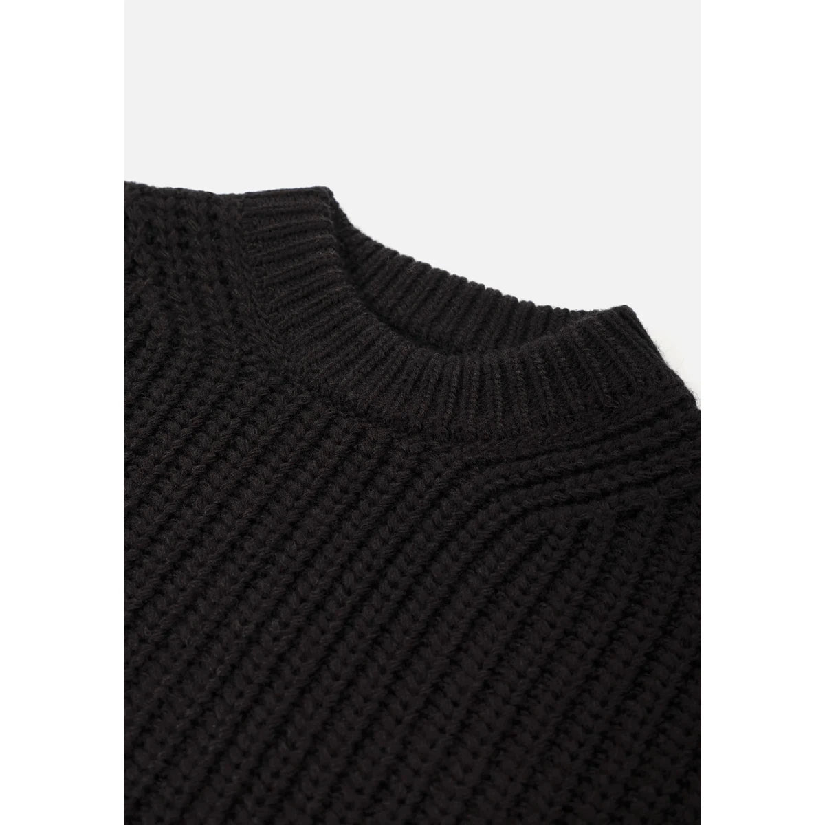 MKI CHUNKY RIB KNIT CREWNECK BLACK