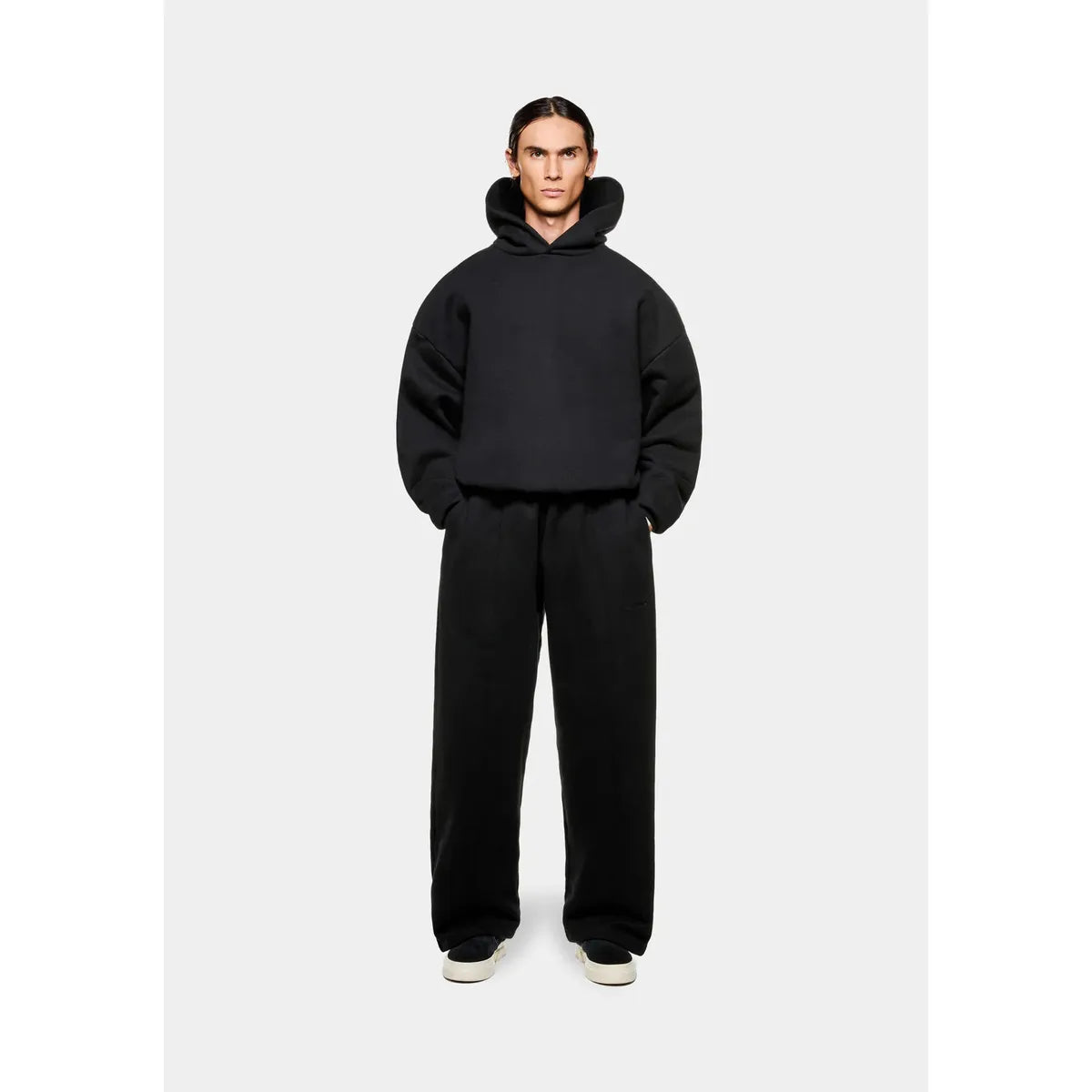 MKI 800 GSM SUPERWEIGHT BLACK HOODY