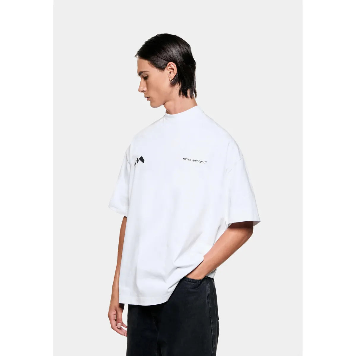 MKI SILHOUETTE WHITE T-SHIRT