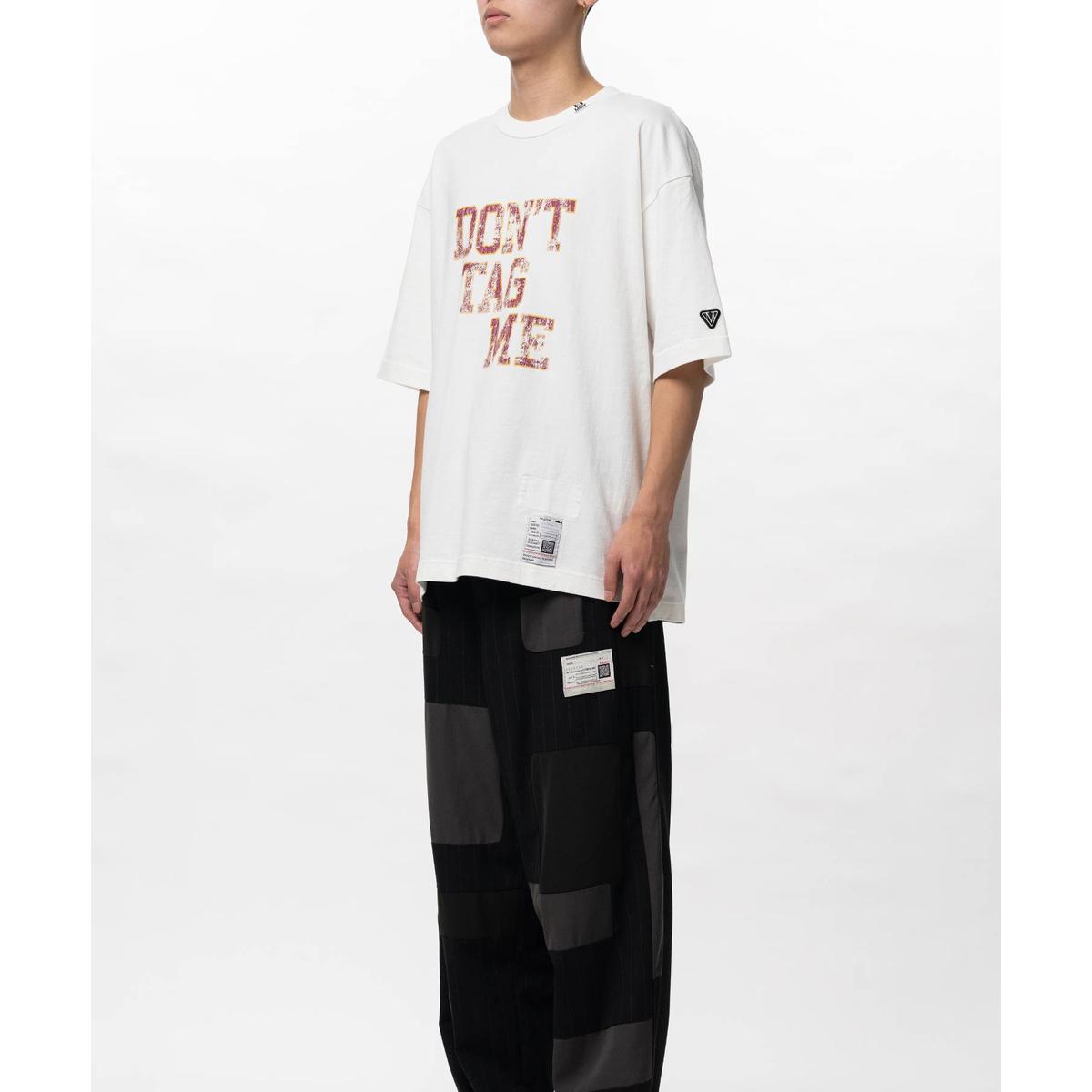 Maison Mihara "Don't Tag Me" Printed White T-shirt