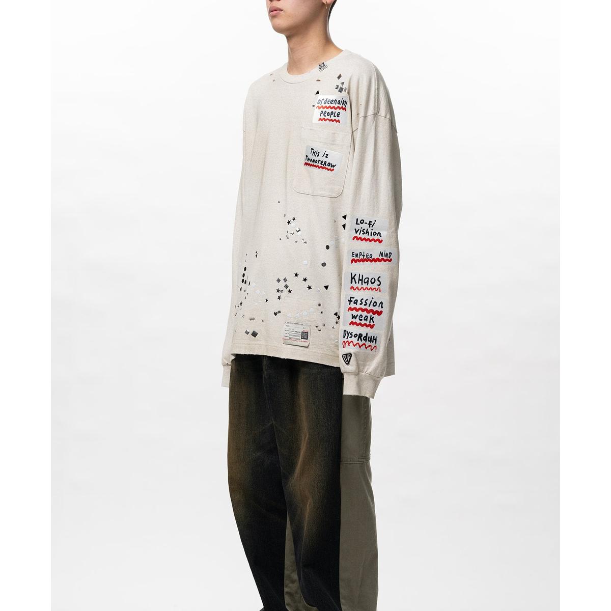 Maison Mihara Embellished Sticker Long Sleeve White T-shirt