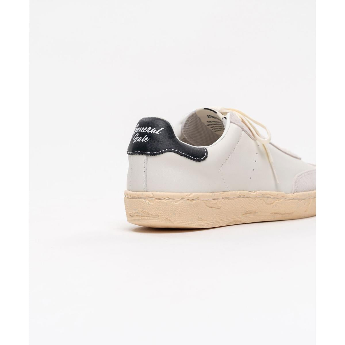 Maison Mihara Yasuhiro "FRANCIS" PAST Sole Mixed Material Low-Top Sneakers