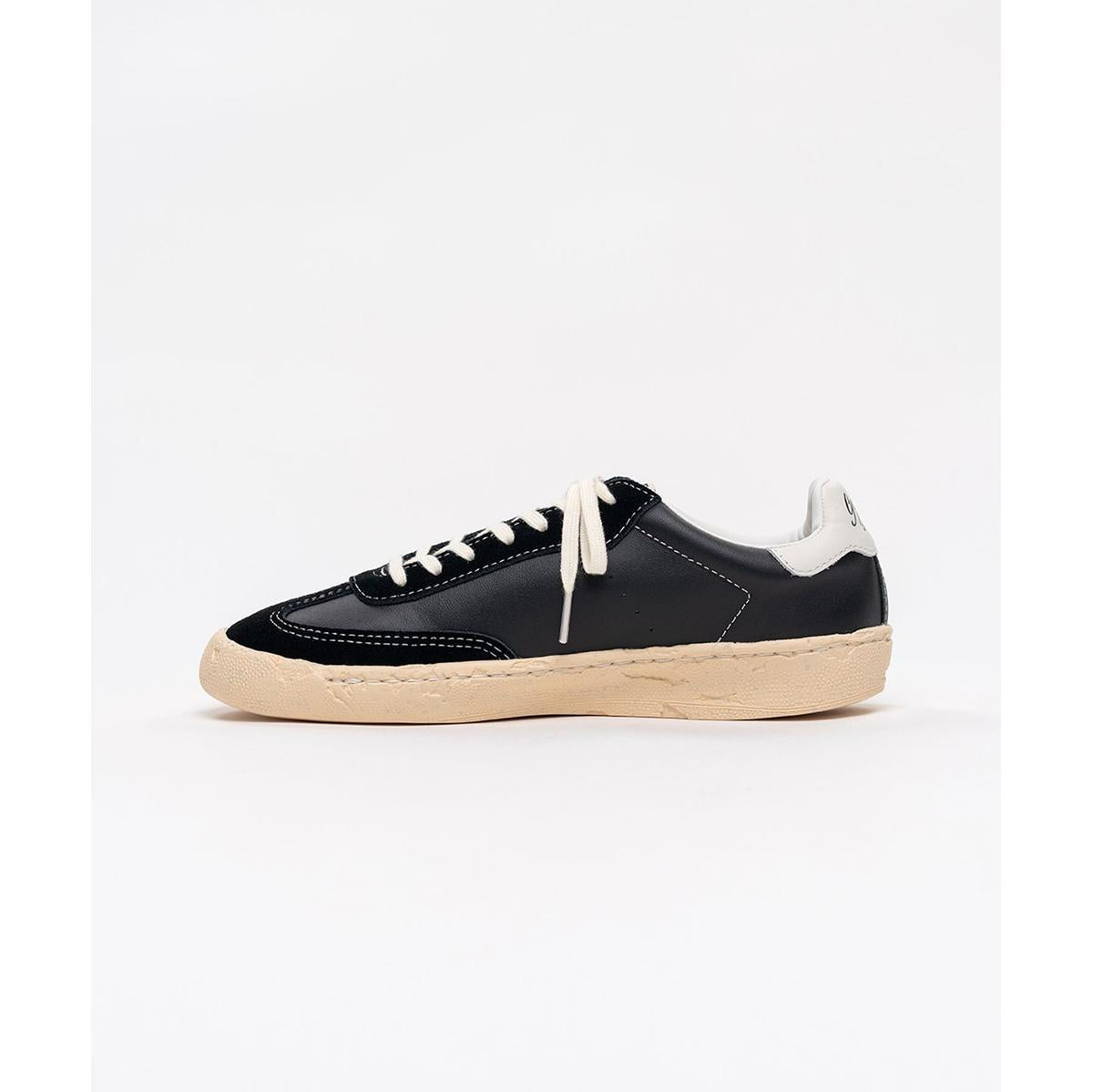 Maison Mihara Yasuhiro "FRANCIS" PAST Sole Mixed Material Black Low-Top Sneakers